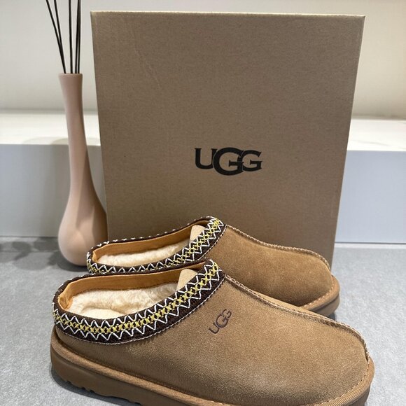 UGG Brown Fashion Shoes casual❤️❤️❤️ - Picture 2 of 7
